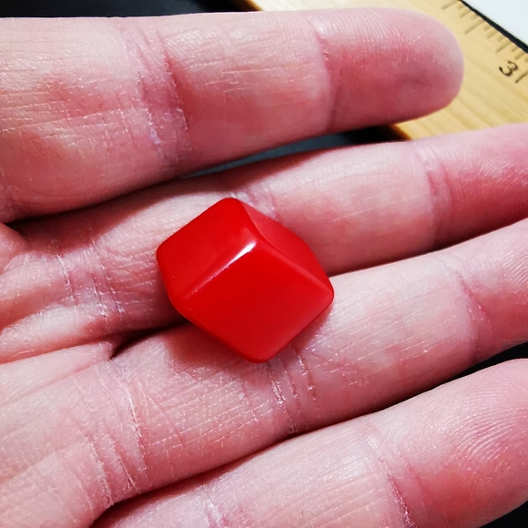 Vintage Two Dimensional Abstract Cube Lucite Buttons Lot of Seven - Picture 10 of 16